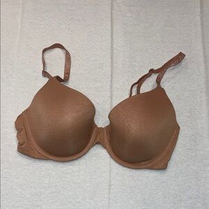 Victoria's Secret T-shirt Bra Uplift Semi Demi Nude Bra